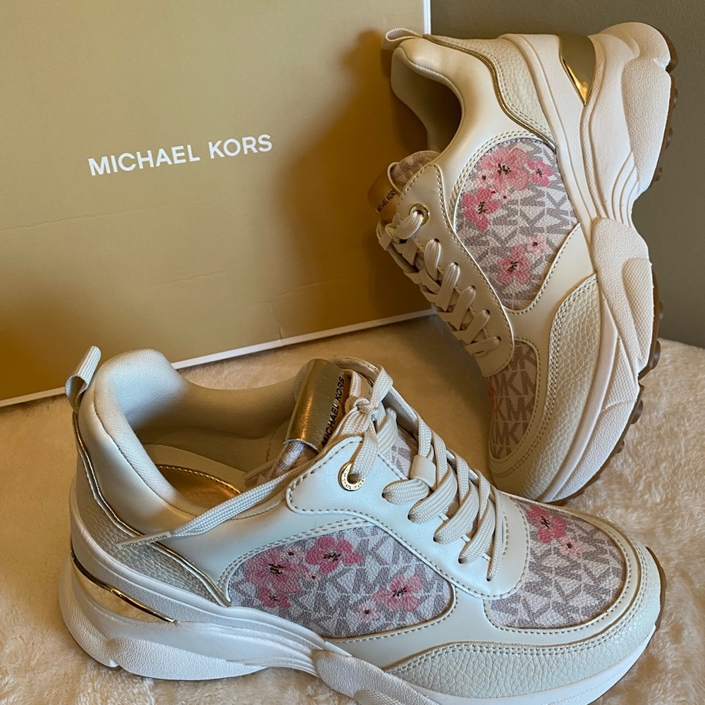Michael Kors Katrina Floral Print Signature Logo Trainer - Picture 3 of 10